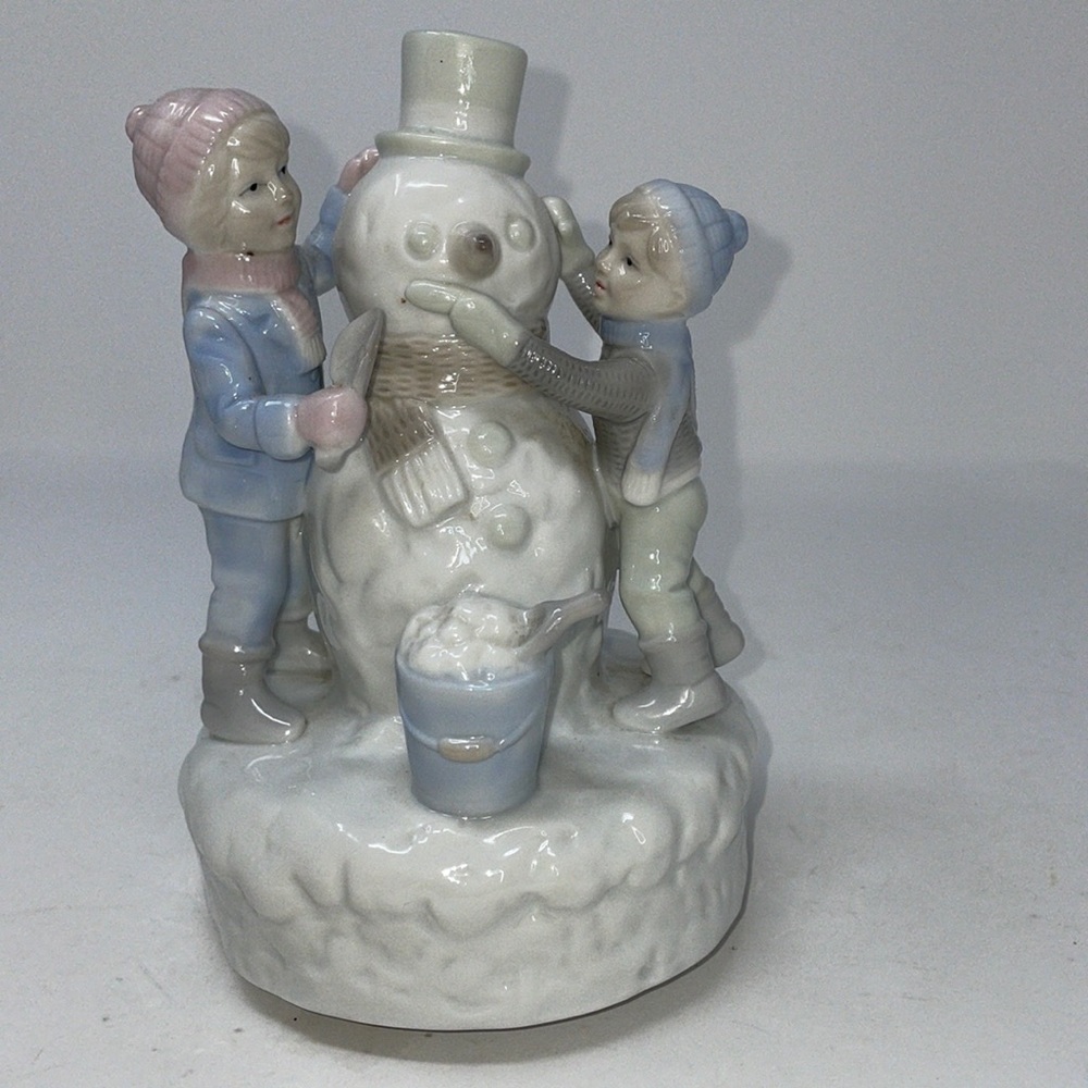 Vintage Frosty The Snowman Music Box Working Spins Winter Muted Pastel Porcelain
